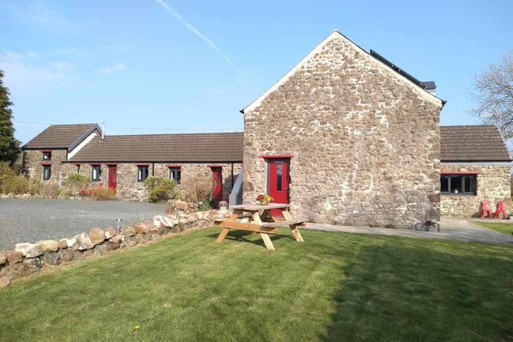 Cattle Shed Cottage Narberth Exterior photo